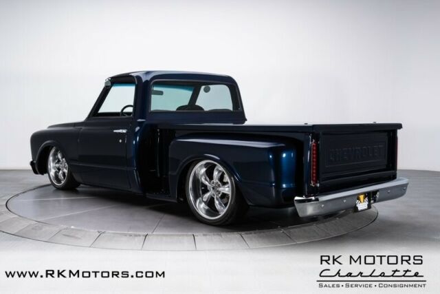 Chevrolet C-10 1968 image number 10