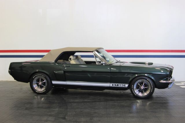 Ford Mustang 1966 image number 35