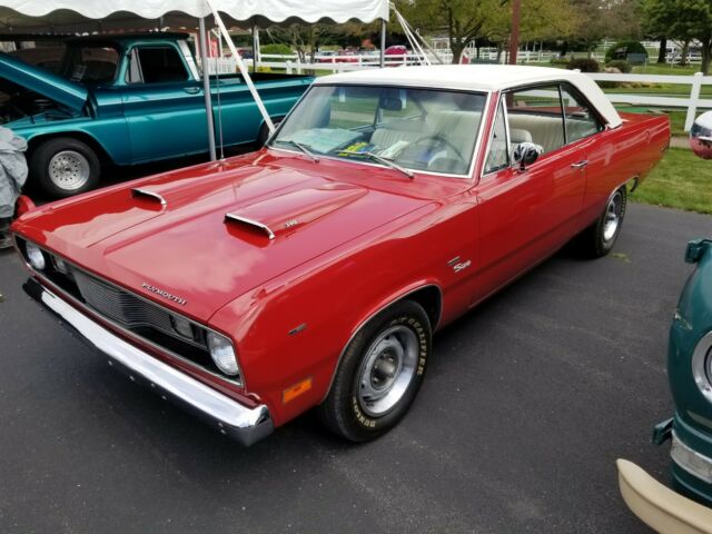 Plymouth Scamp 1971 image number 19