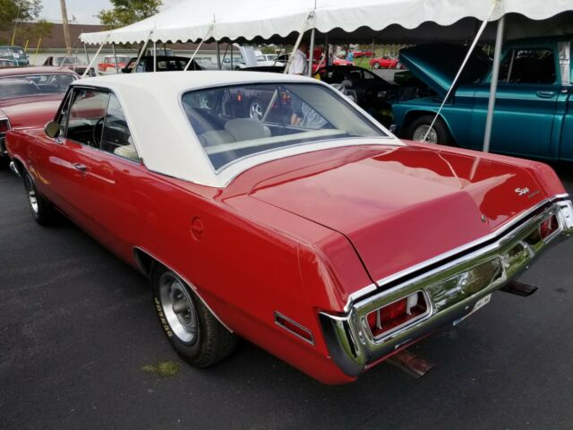 Plymouth Scamp 1971 image number 21