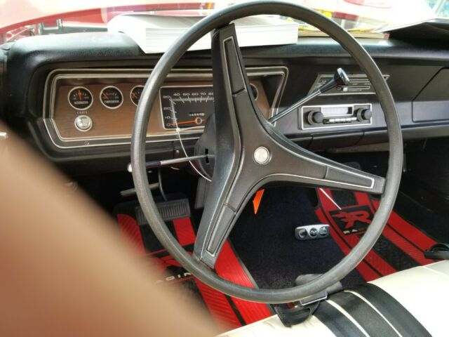 Plymouth Scamp 1971 image number 28