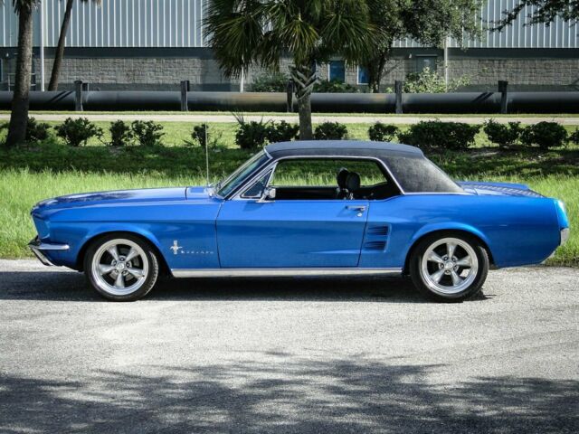 Ford Mustang 1967 image number 5