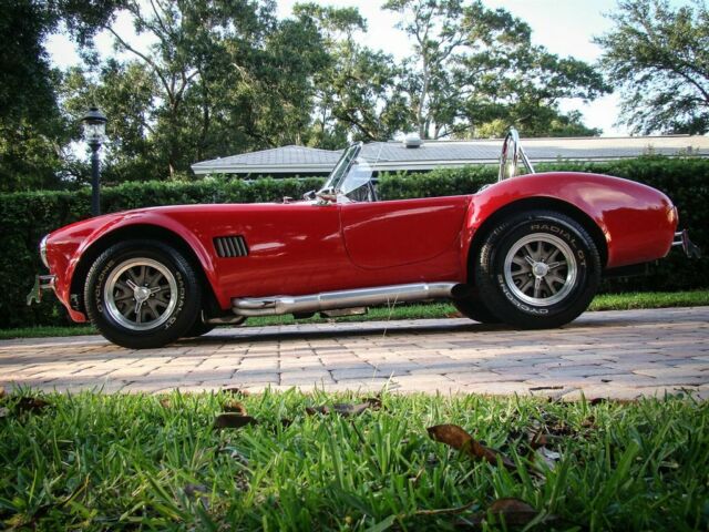 AC Cobra 1966 image number 29