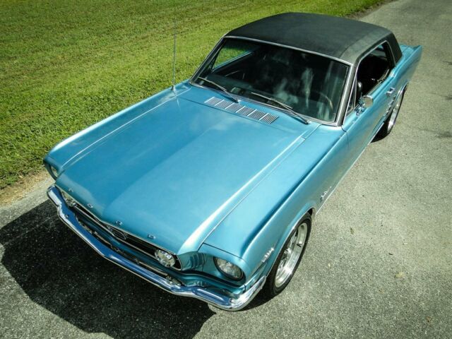 Ford Mustang 1966 image number 14