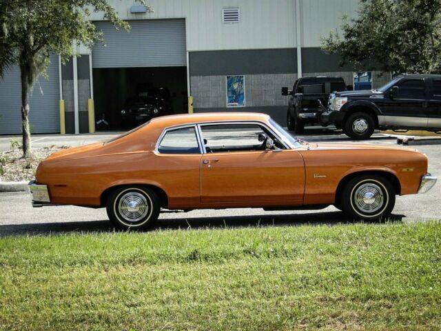 Pontiac Ventura 1973 image number 11