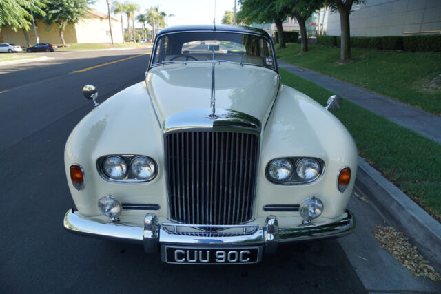 Bentley S3 1965 image number 31