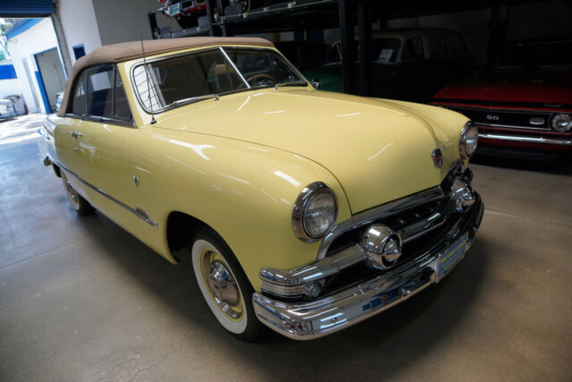 Ford Custom DeLuxe 239 V8 Convertible with 3 spd O/D 1951 image number 6