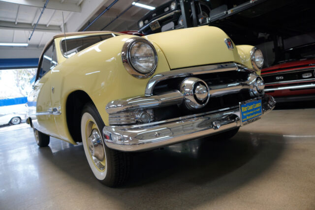 Ford Custom DeLuxe 239 V8 Convertible with 3 spd O/D 1951 image number 7