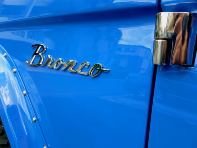 Ford Bronco 1977 image number 23