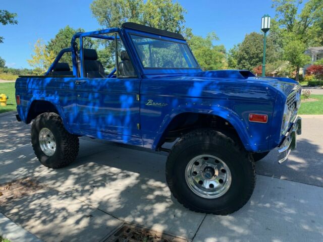 Ford Bronco 1977 image number 28