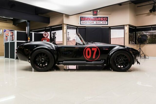 Shelby Cobra 1965 image number 33