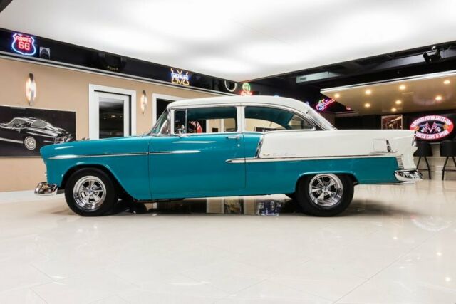 Chevrolet Bel Air/150/210 1955 image number 40