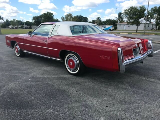 Cadillac DeVille 1977 image number 2