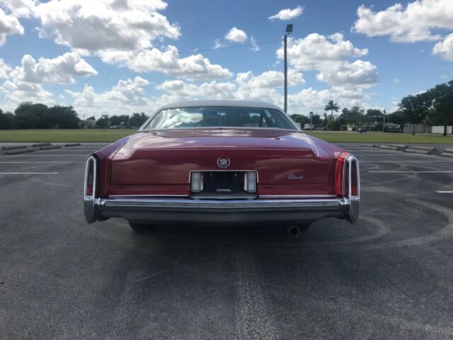 Cadillac DeVille 1977 image number 32