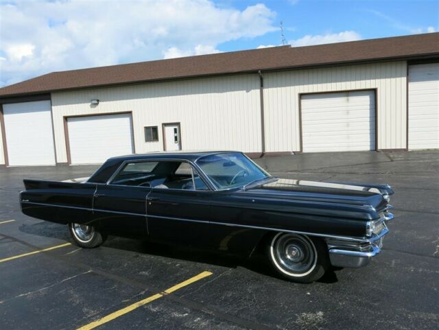 Cadillac Sedan DeVille, 1963 image number 40