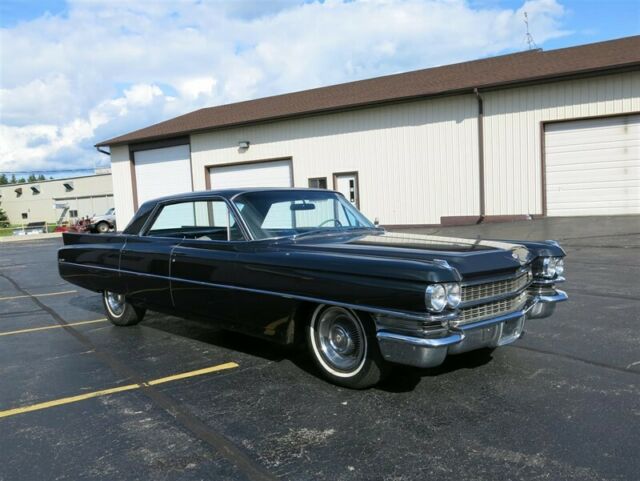 Cadillac Sedan DeVille, 1963 image number 41