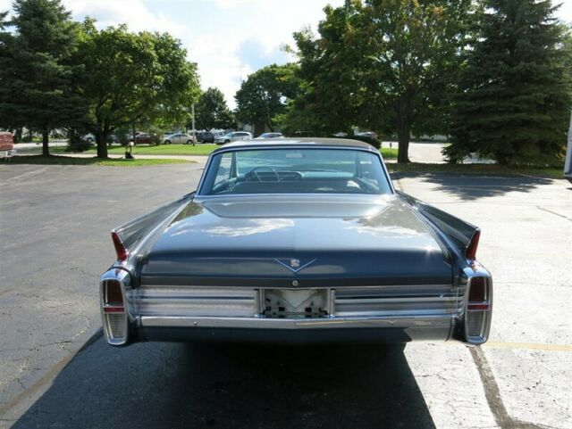 Cadillac Sedan DeVille, 1963 image number 9