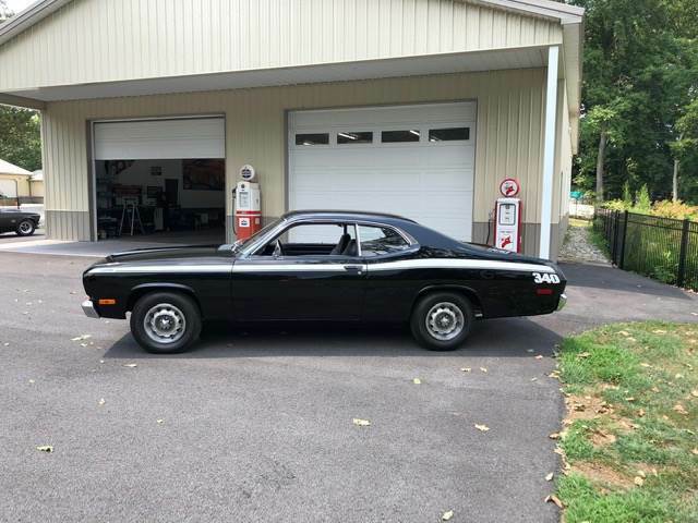 Plymouth Duster 1972 image number 28