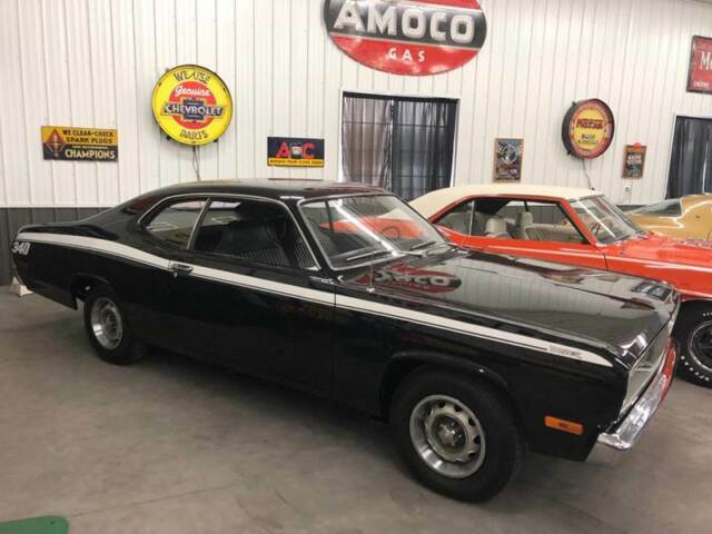 Plymouth Duster 1972 image number 33