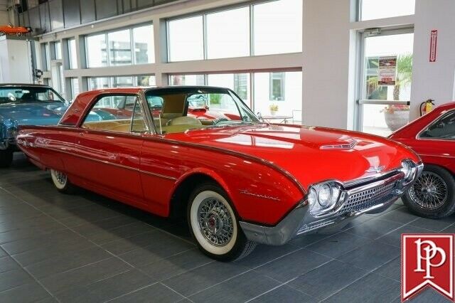 Ford Thunderbird 1962 image number 14