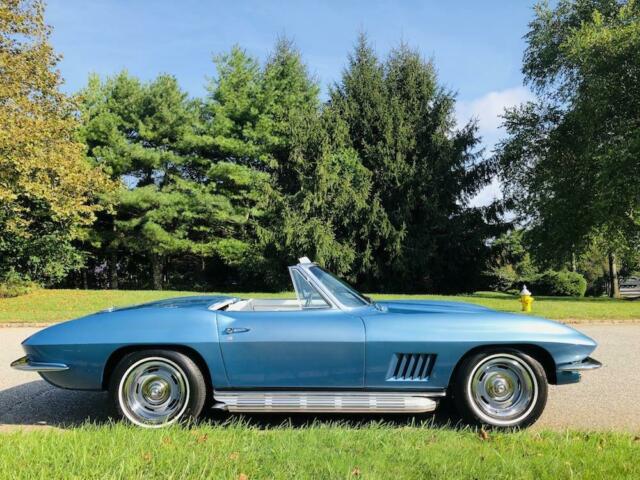 Chevrolet Corvette 1967 image number 2