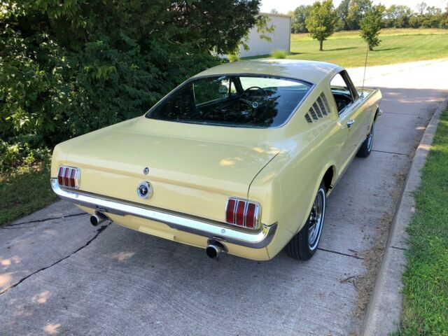 Ford Mustang 1965 image number 42