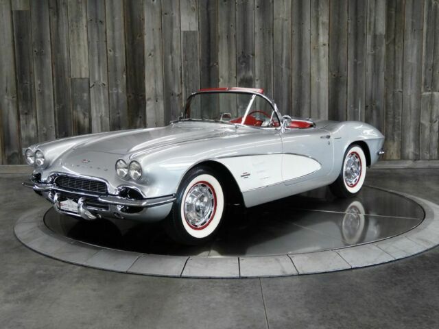 Chevrolet Corvette 1961 image number 13