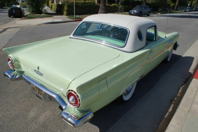 Ford Thunderbird 1957 image number 3