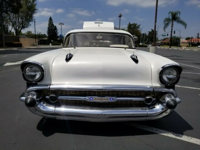 Chevrolet Bel Air/150/210 1957 image number 21