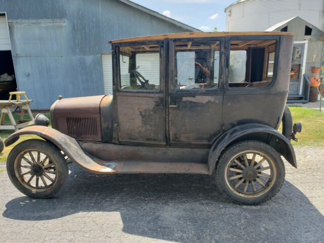 Ford Model T 1926 image number 1