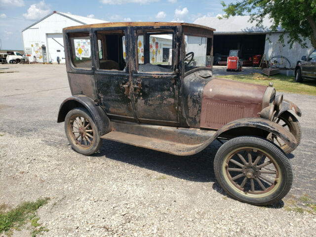 Ford Model T 1926 image number 10