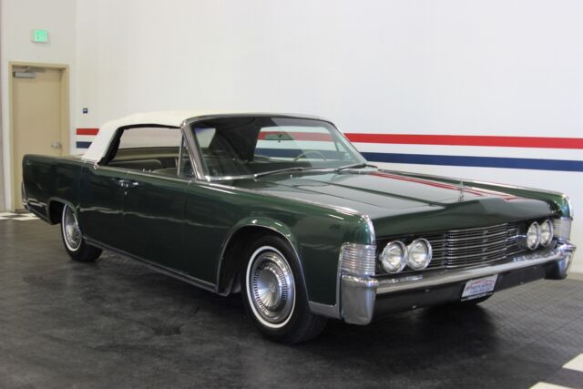 Lincoln Continental 1965 image number 11