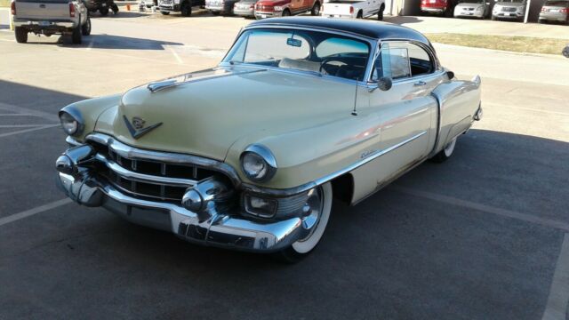 Cadillac DeVille 1953 image number 0