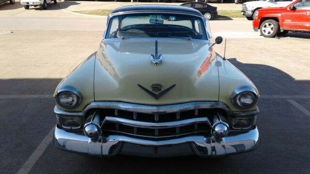 Cadillac DeVille 1953 image number 20