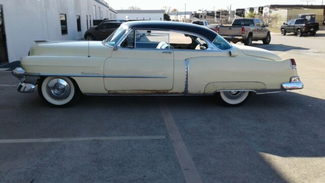 Cadillac DeVille 1953 image number 21