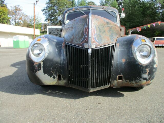 Ford 2 Door Sedan 1939 image number 33