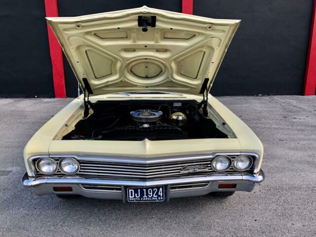 Chevrolet Impala 1966 image number 10