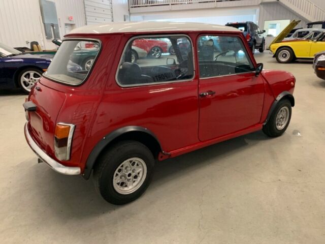 Mini Cooper 1976 image number 12