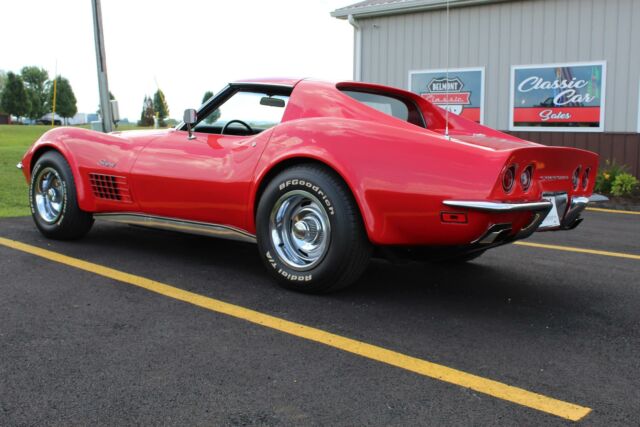 Chevrolet Corvette 1970 image number 2