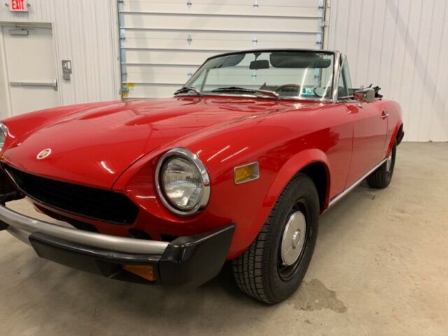 Fiat 124 Spider 1977 image number 31