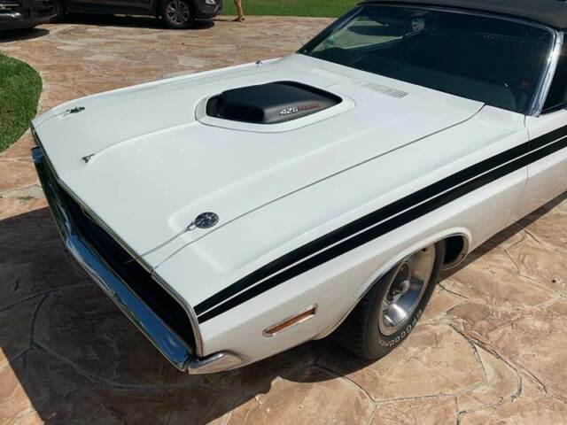 Dodge Challenger 1971 image number 32