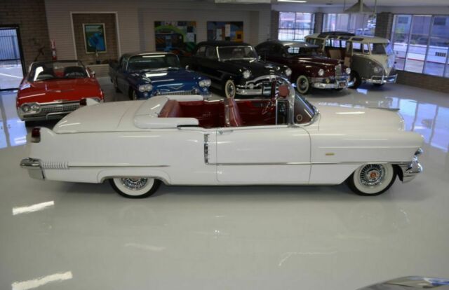 Cadillac DeVille 1956 image number 18