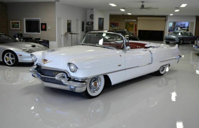 Cadillac DeVille 1956 image number 2