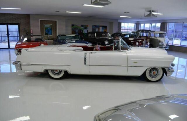 Cadillac DeVille 1956 image number 20