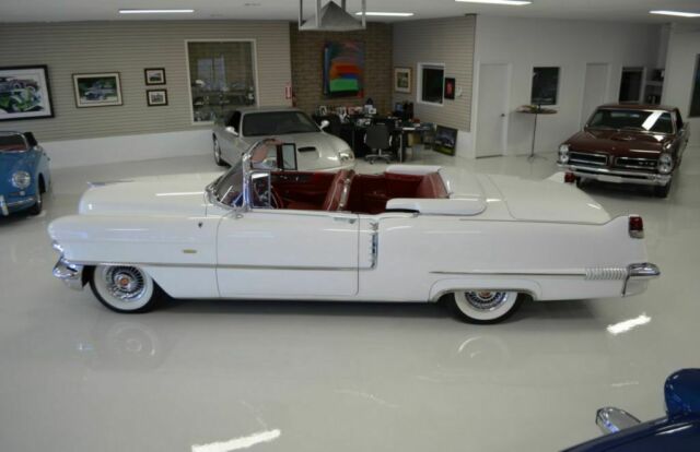 Cadillac DeVille 1956 image number 30