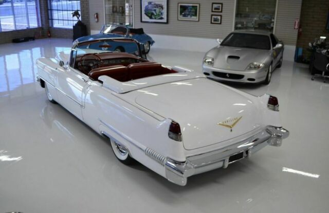 Cadillac DeVille 1956 image number 9