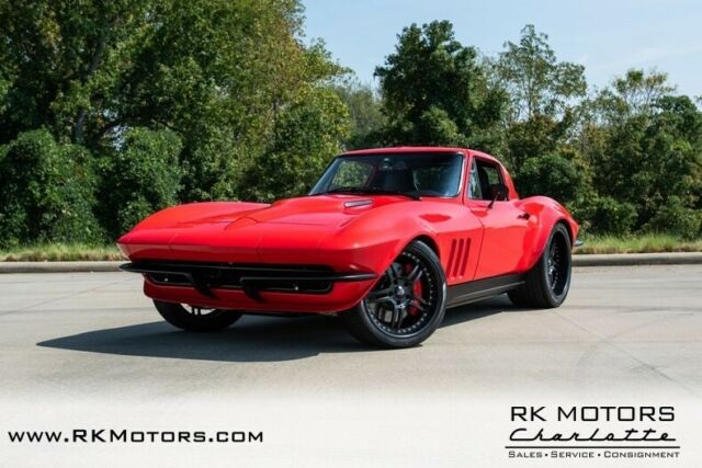 Chevrolet Corvette 1966 image number 2