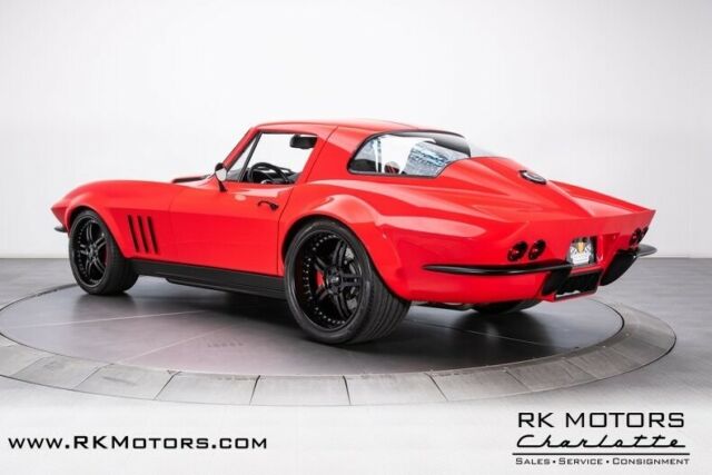 Chevrolet Corvette 1966 image number 9