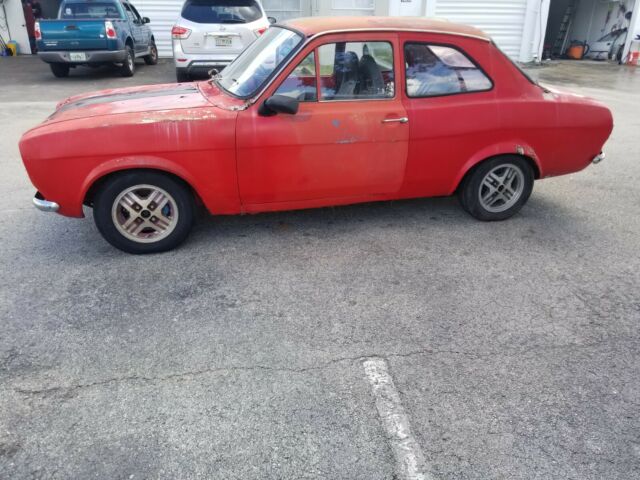 Ford Escort 1968 image number 12