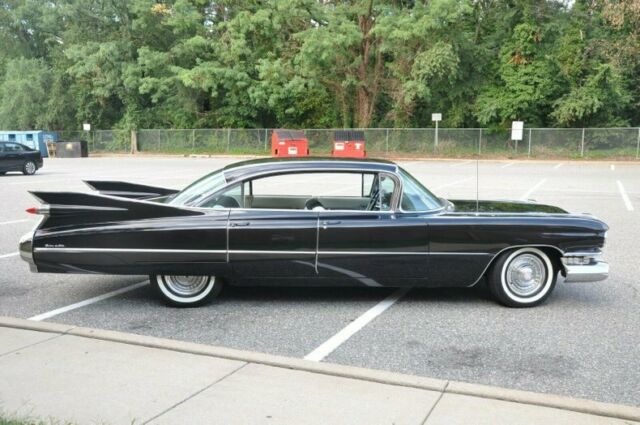 Cadillac DeVille 1959 image number 25